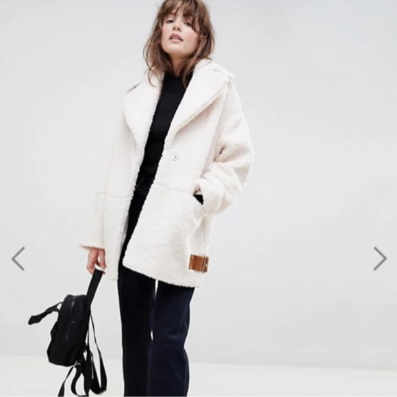 ASOS Teddy Bear Borg Oversized Burgundy Jacket Coat Belt women size Medium - Picture 6 of 9